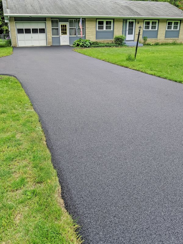 Asphalt Edge Finishing